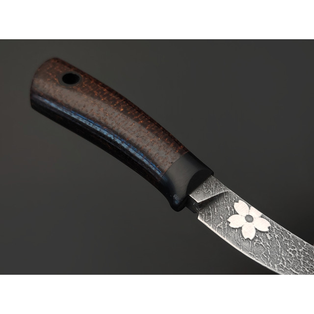 Волчий Век нож Мини Перс Custom сталь PGK WA худ. травление, рукоять Micarta jute, carbon fiber