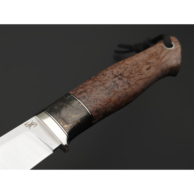 Кузница Ковчег нож Скаут сталь Elmax, рукоять стаб. Карельская берёза, Carbon fiber chaotic gold, мельхиор