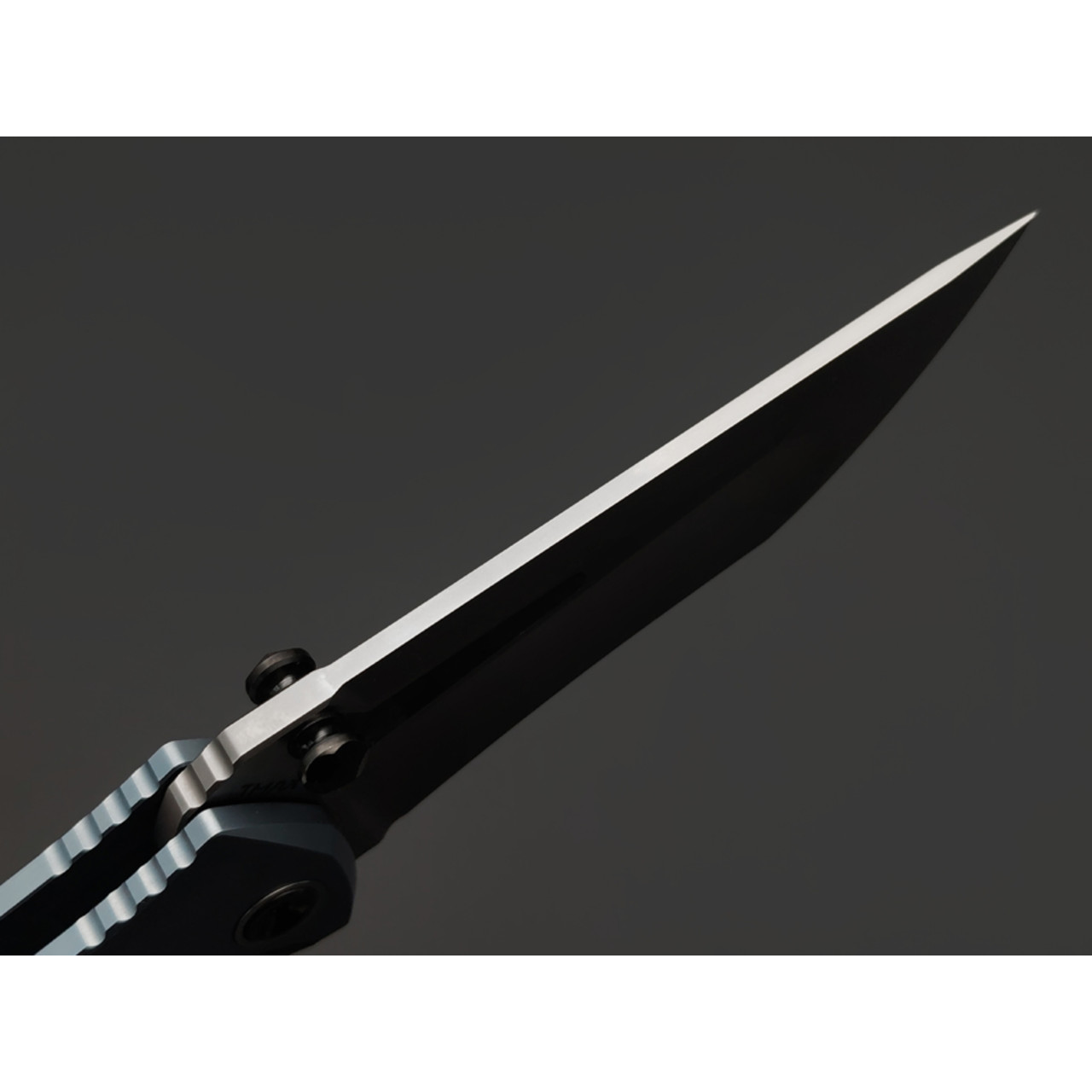 TuoTown складной нож Uro TUR-MKC-BL сталь TMAX satin, рукоять Carbon fiber, Titanium TC4 blue