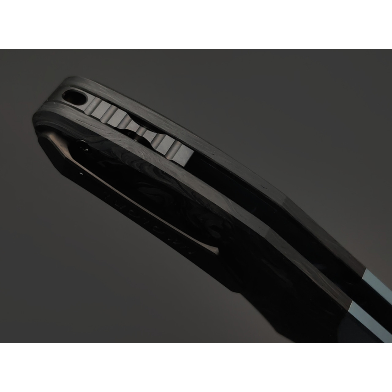 TuoTown складной нож Uro TUR-MKC-BL сталь TMAX satin, рукоять Carbon fiber, Titanium TC4 blue