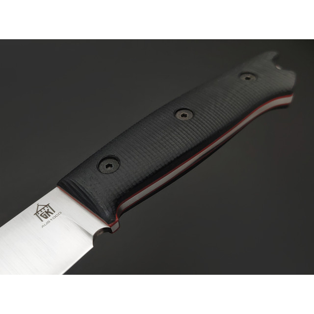 Град Горький нож Универсал сталь Aus-10Co satin, спуски конвекс, рукоять G10 black & red