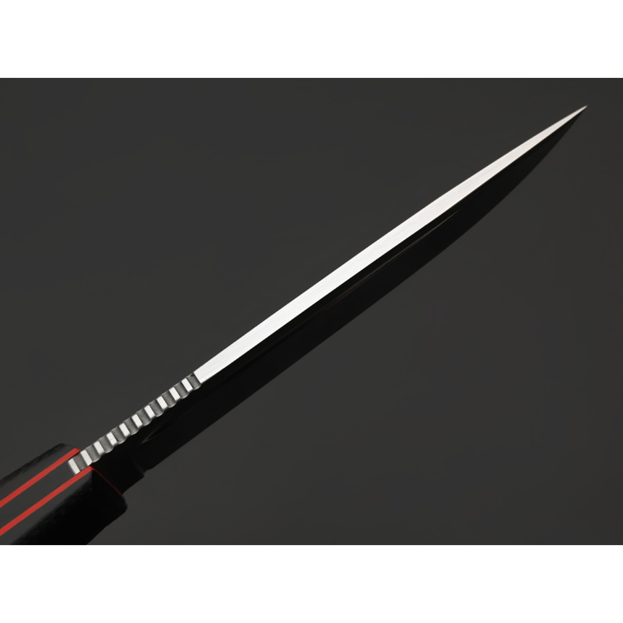 Град Горький нож Тигр сталь VG-10 satin, рукоять G10 black & red