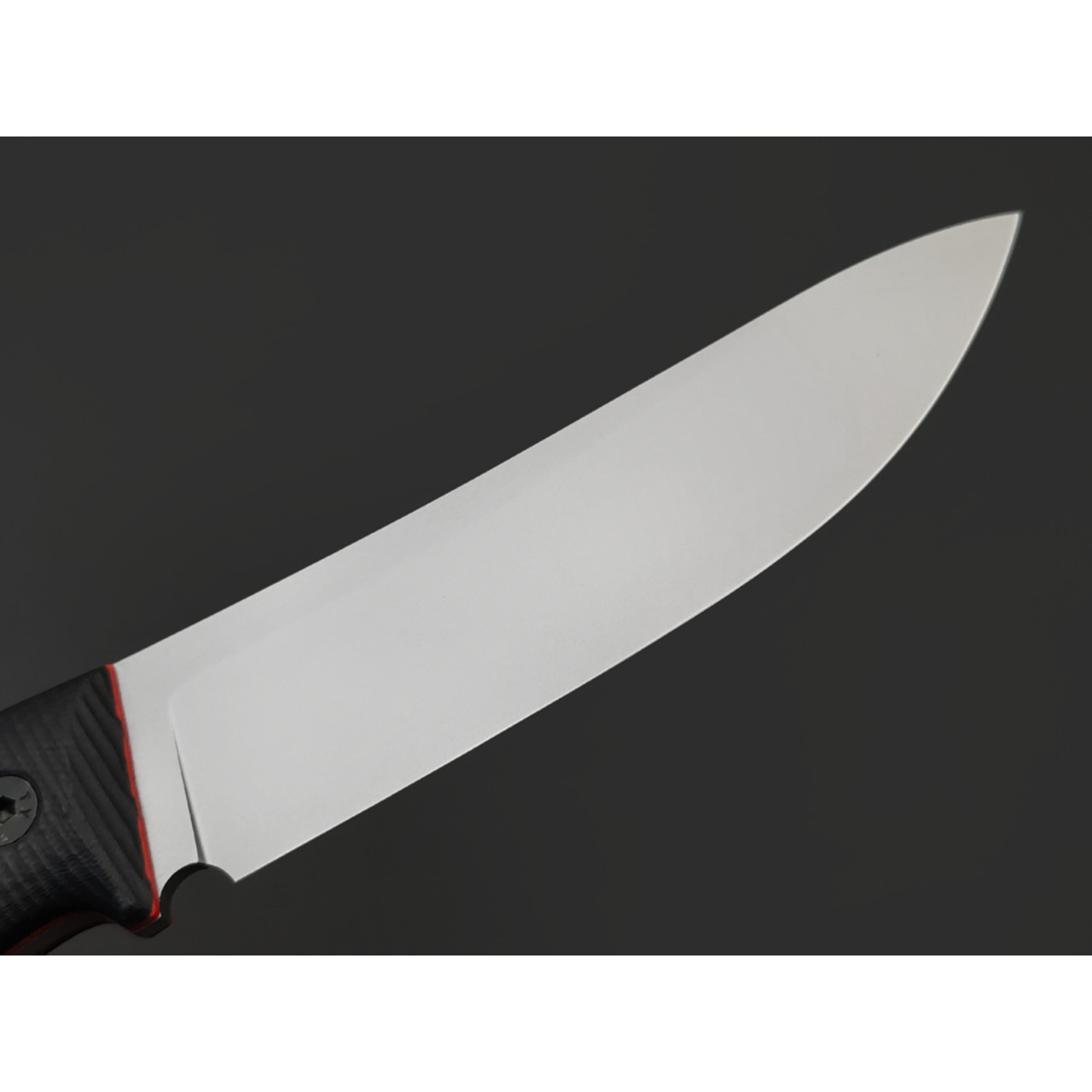 Град Горький нож Охотник сталь Aus-10Co bead-blast, рукоять G10 black & red