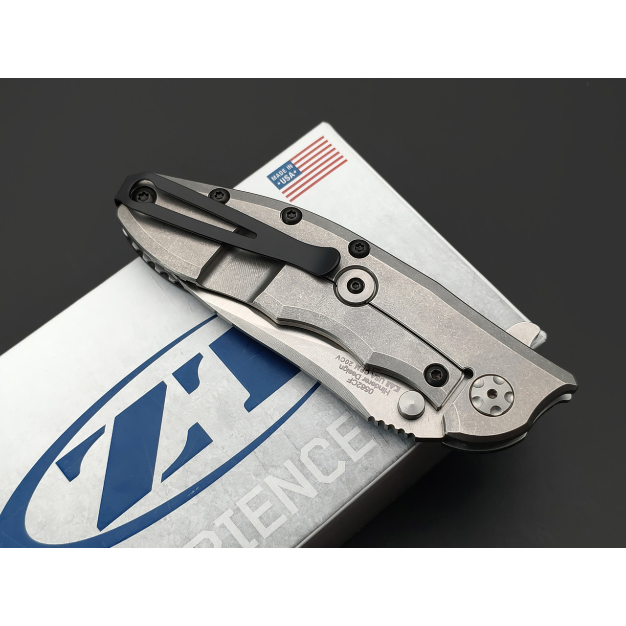 Zero Tolerance нож складной 0562CF Hinderer Slicer сталь CPM 20CV, рукоять Carbon fiber, titanium