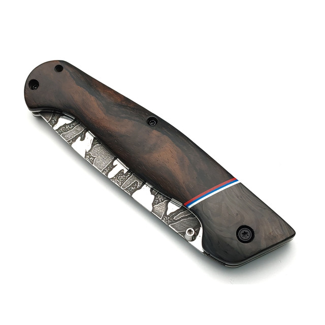 Товарищество Завьялова складной нож Бизон сталь CPR, рукоять Зирикот, carbon fiber, G10 red, blue & white