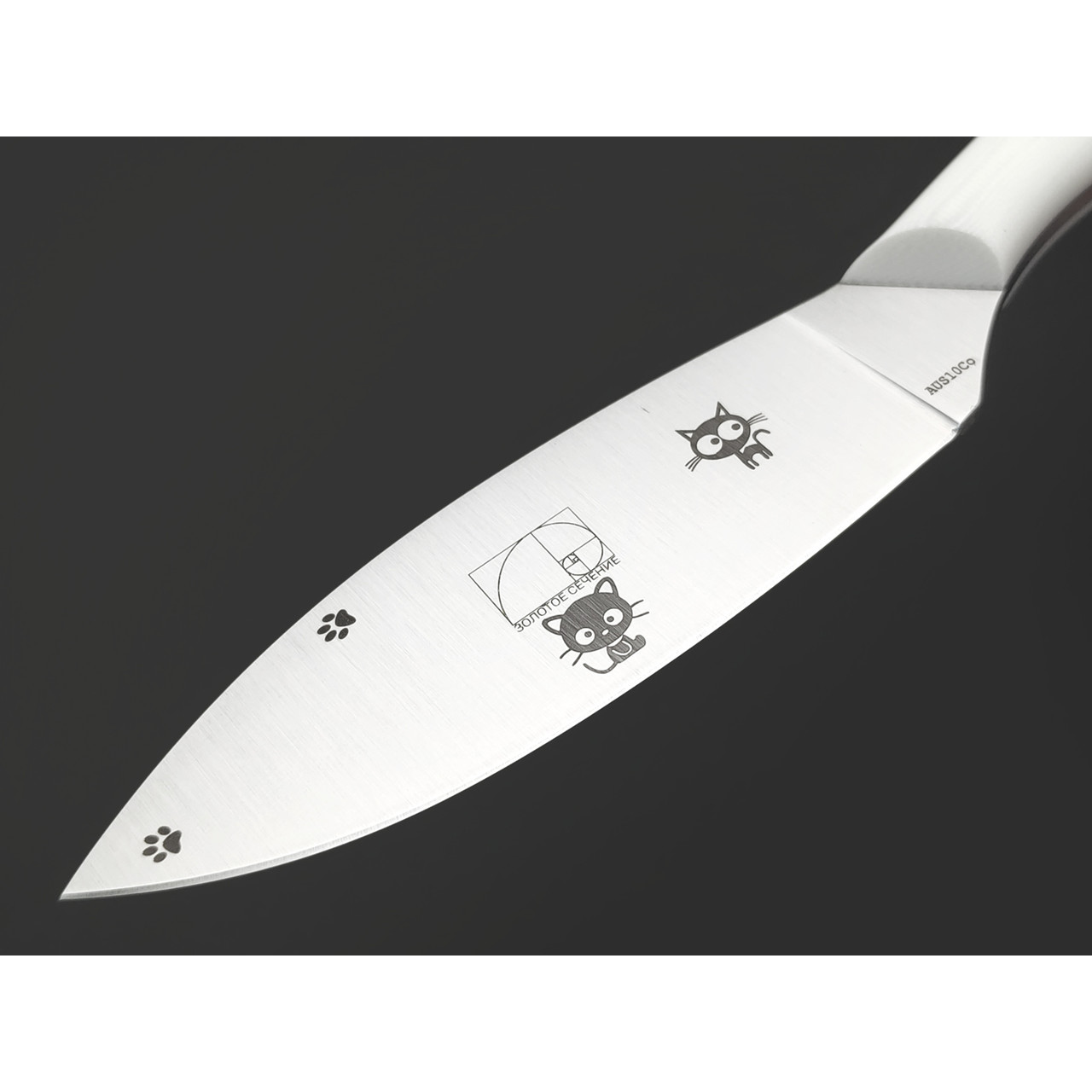 Золотое Сечение нож Загадочная Лагерта - Котики, сталь Aus-10Co satin, рукоять G10 white