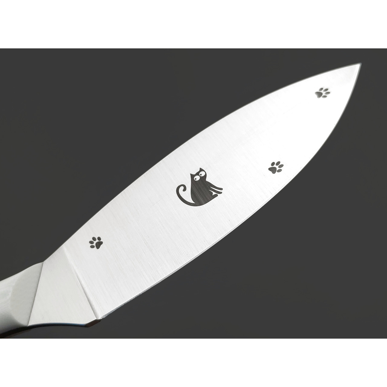 Золотое Сечение нож Загадочная Лагерта - Котики, сталь Aus-10Co satin, рукоять G10 white