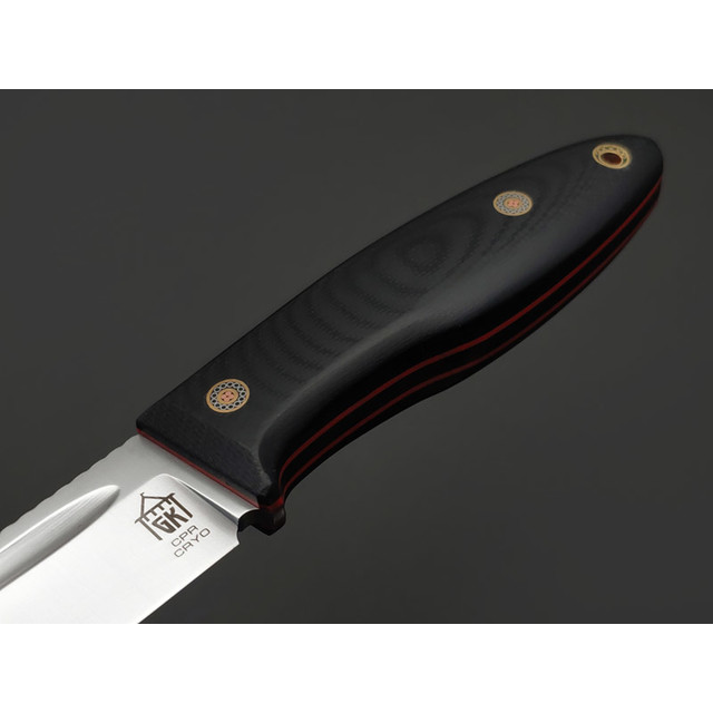 Град Горький нож Байкер сталь CPR satin, рукоять G10 black & red, мозаичные пины.