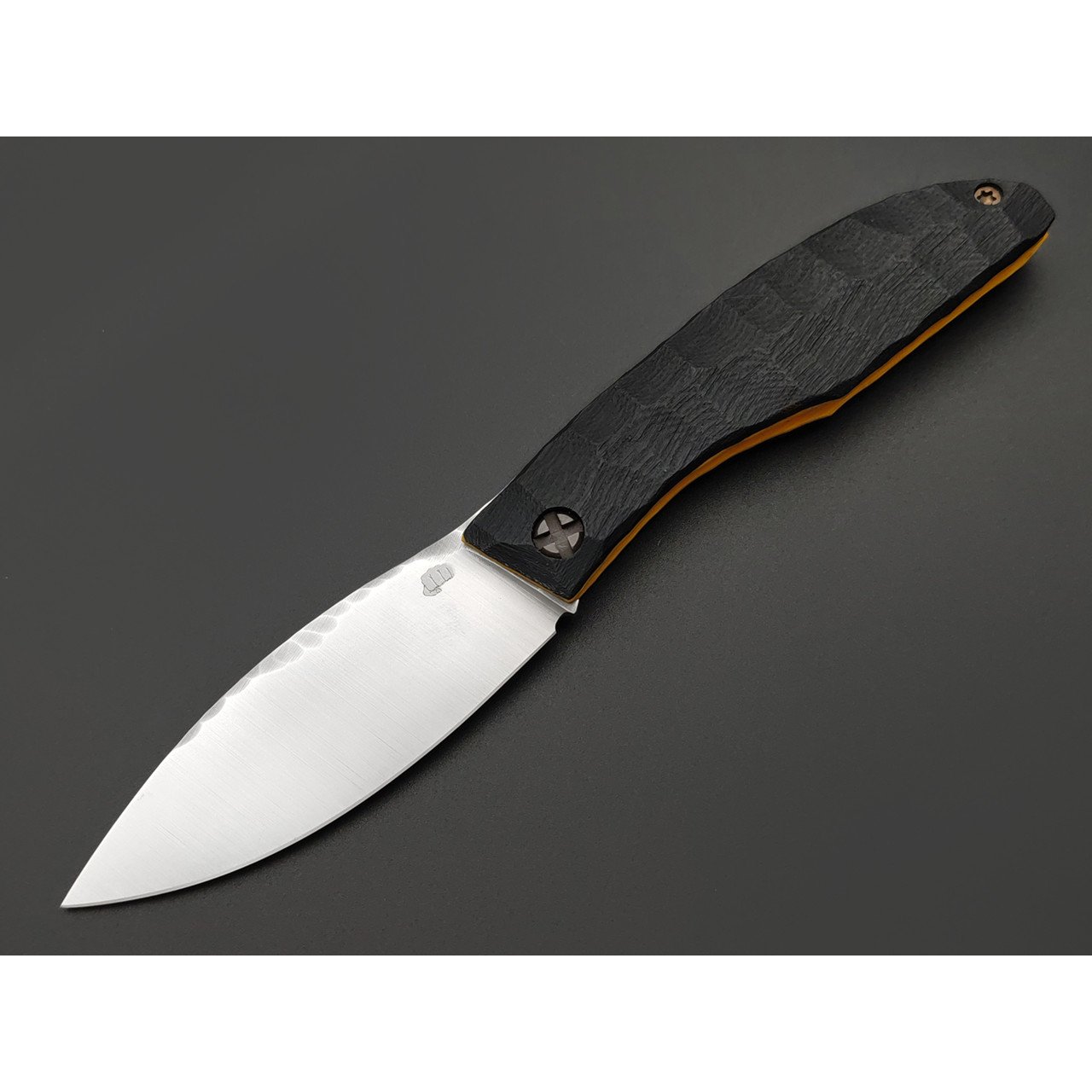 Андрей Кулаков фрикционный нож Канадец KUL0209 сталь VG-10 satin, рукоять G10 black & yellow