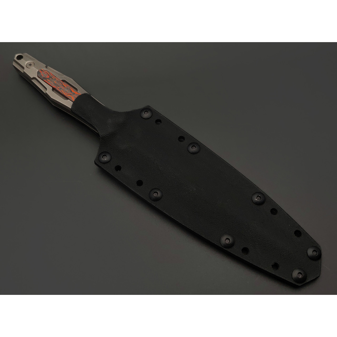 Neyris Knives нож ТаоРан Б сталь CPM 3V худ. травление, рукоять Titanium, carbon fiber chaotic red