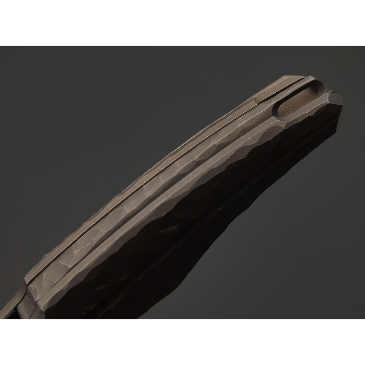 Neyris Knives нож складной Reaper сталь Magnacut худ. травление, рукоять Titanium