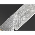 Old Pirate Bones нож Белый мозаичная дамасская сталь, рукоять Раффир, латунь, гранаты Old Pirate Bones нож Белый мозаичная дамасская сталь, рукоять Раффир, латунь, гранаты