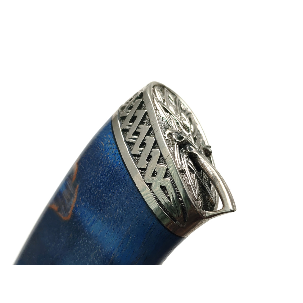 Товарищество Завьялова нож Султан сталь Булат, рукоять Стаб. карельская береза синяя, комплект литья из мельхиора