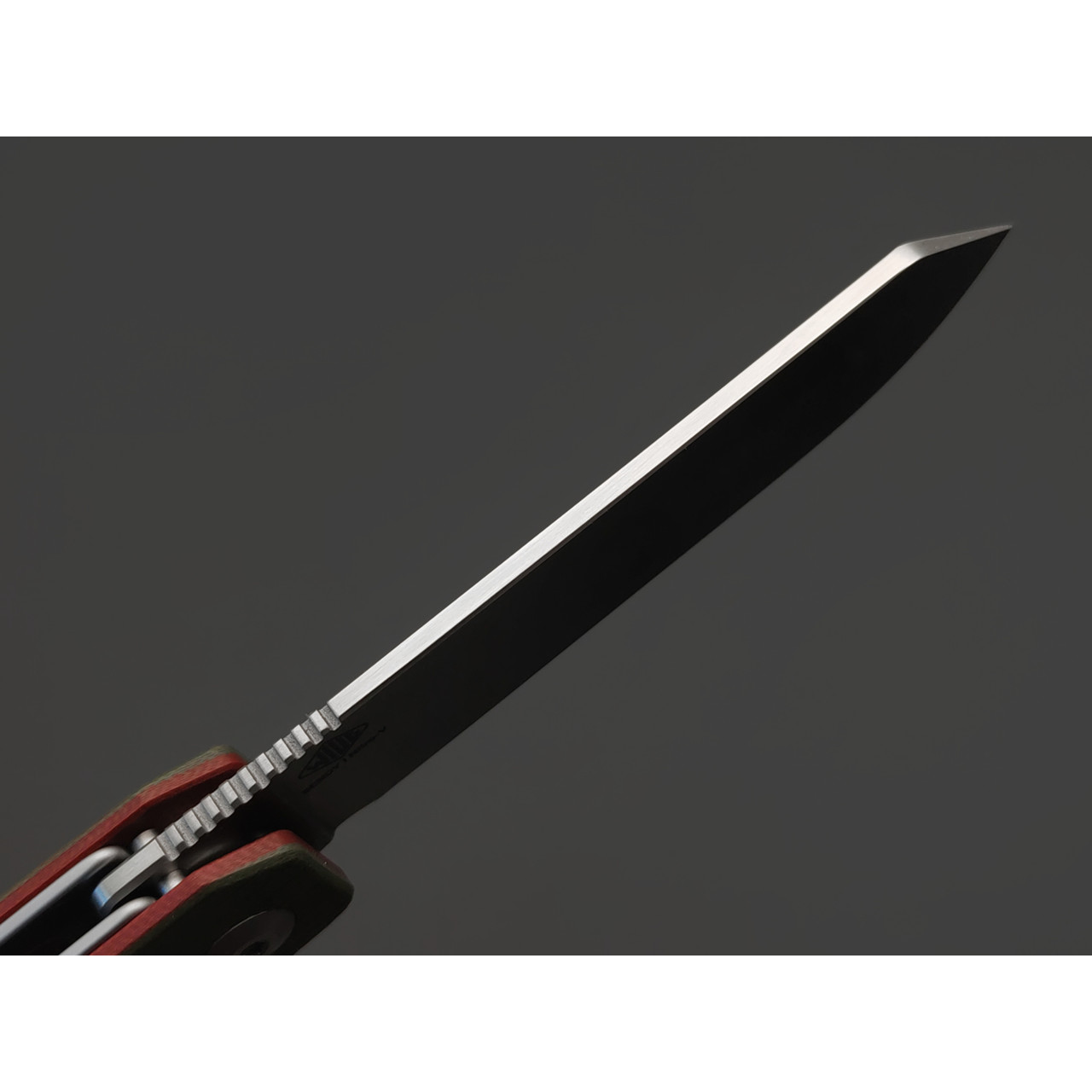 Civivi нож складной Sendy C21004B-1 сталь Nitro-V satin, рукоять G10 green & red milled