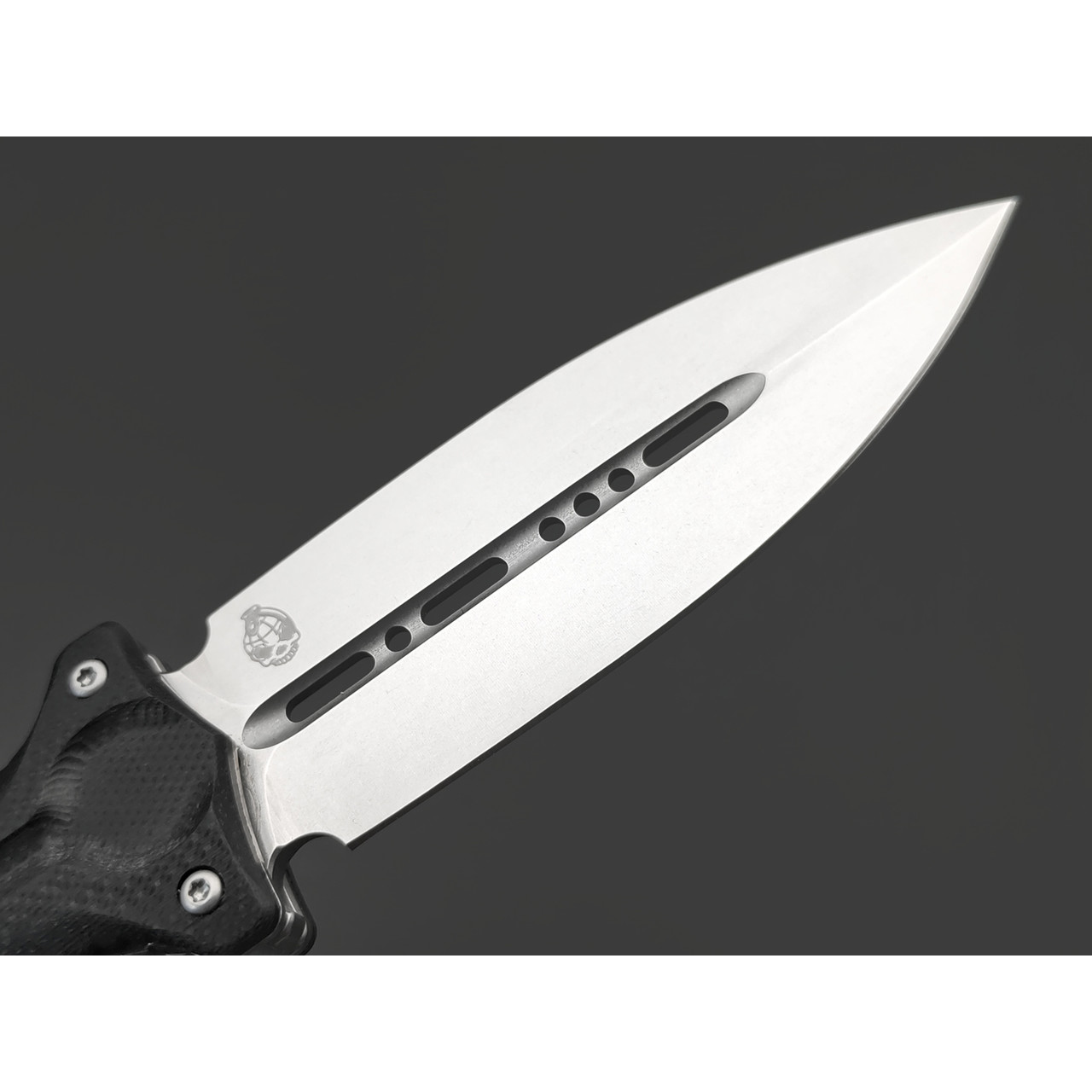 Boker Plus & Brutalica нож складной Cheus 01BO888 сталь VG-10 стоунвош, рукоять G10 black