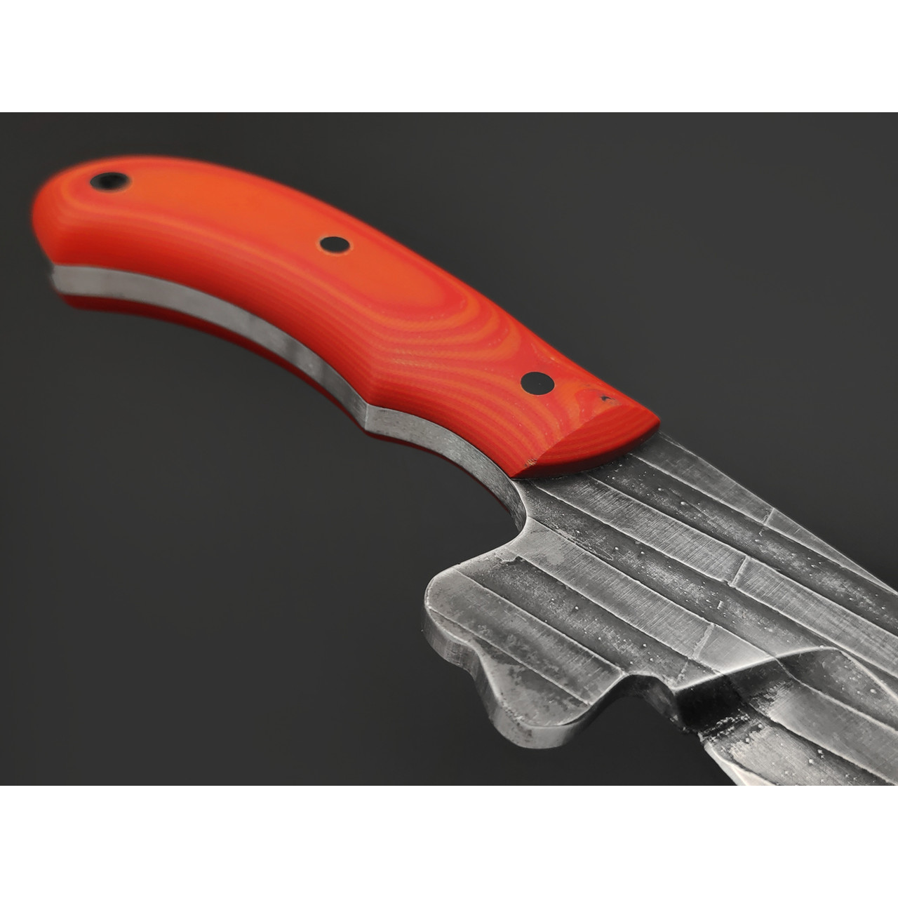 Богдан Гоготов нож NBG-92 сталь 95Х18 худ. травление, рукоять G10 red & orange