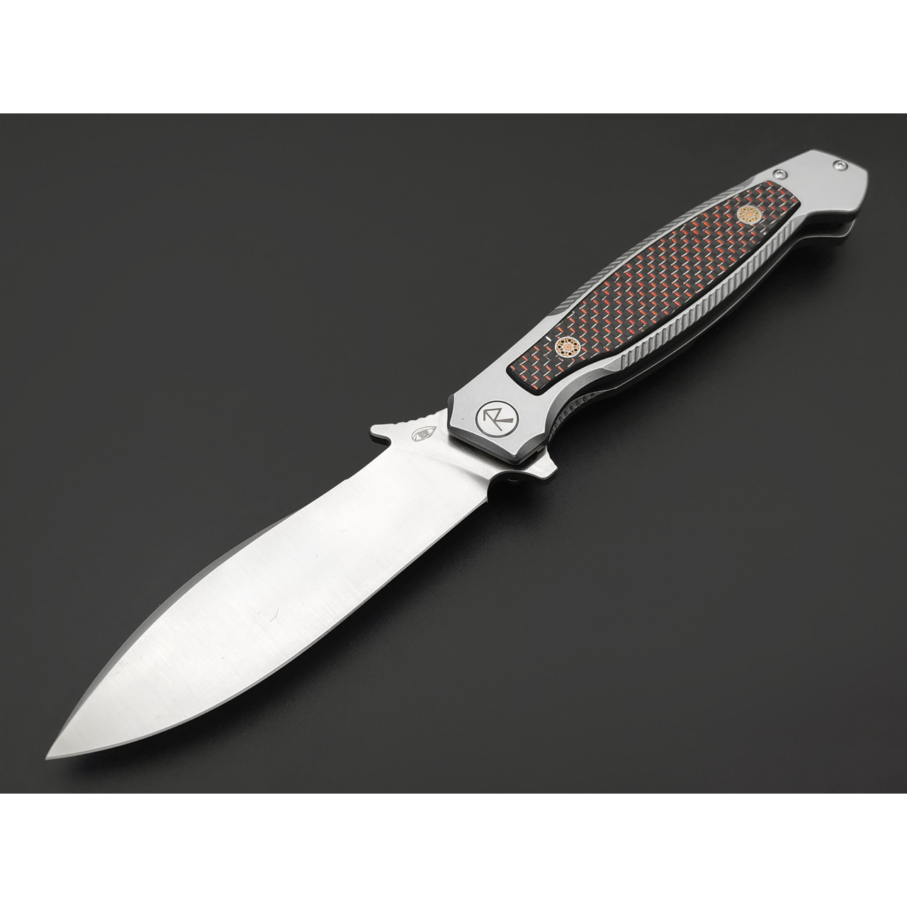 Reptilian складной нож Руна-03-1 сталь D2 satin, рукоять Carbon fiber red, steel