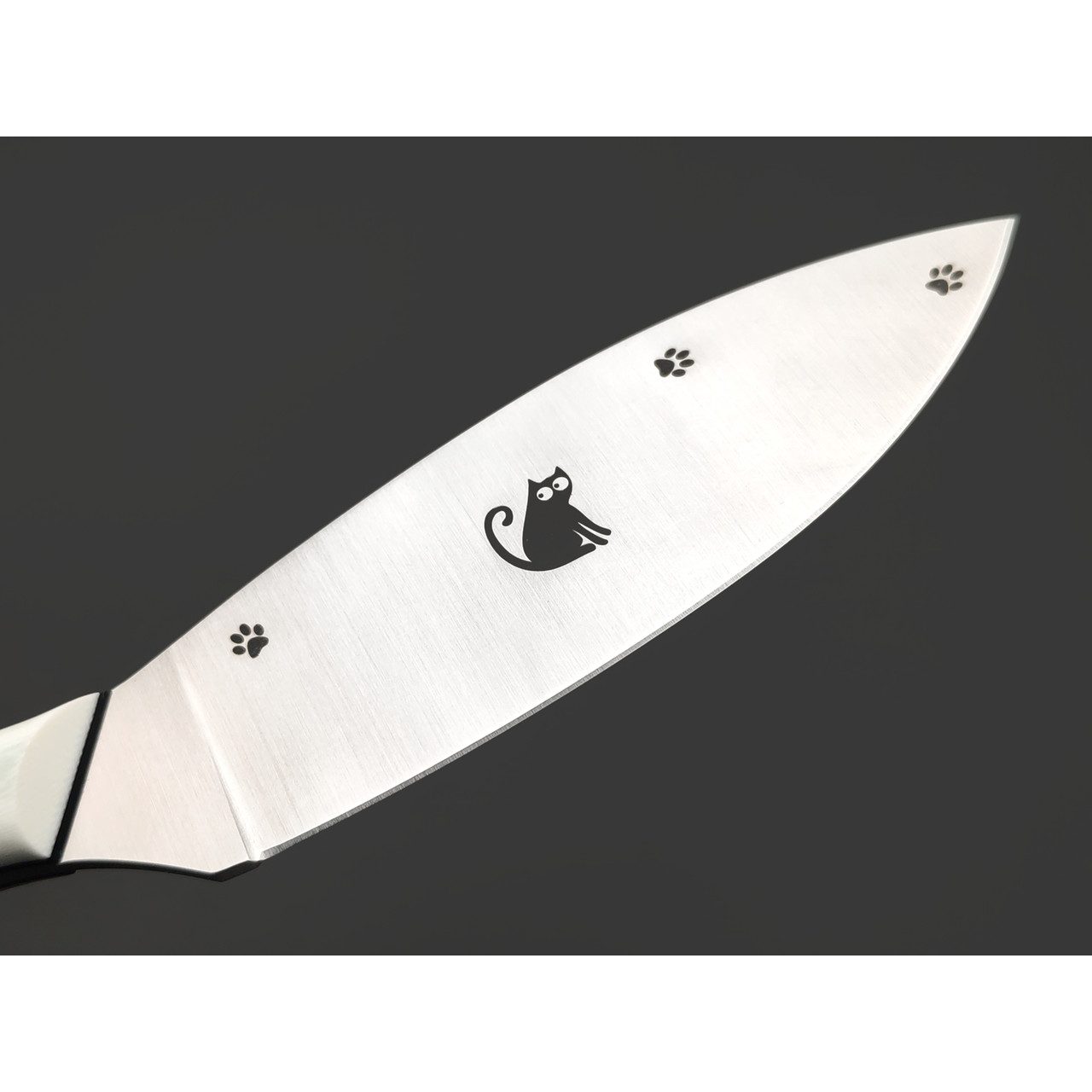Золотое Сечение нож Загадочная Лагерта - Котики сталь Aus-10Co satin, рукоять G10 white & black