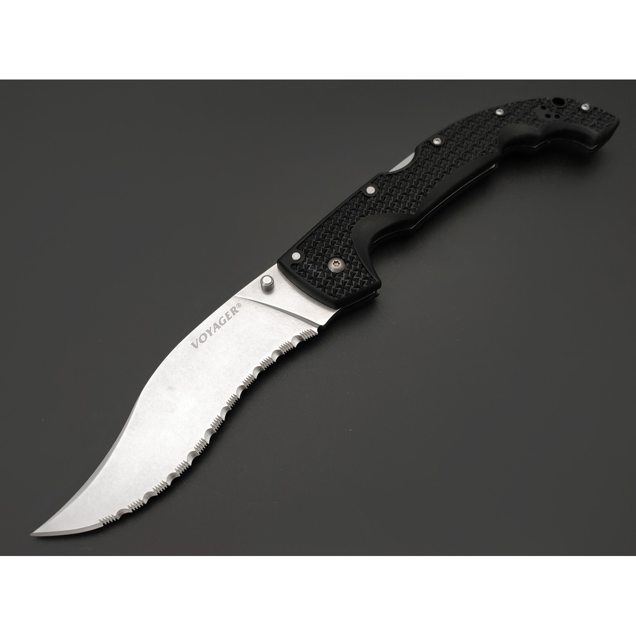 Нож Cold Steel 29AXVS XL Voyager Vaquero Serrated Edge сталь AUS10A рукоять Griv-Ex