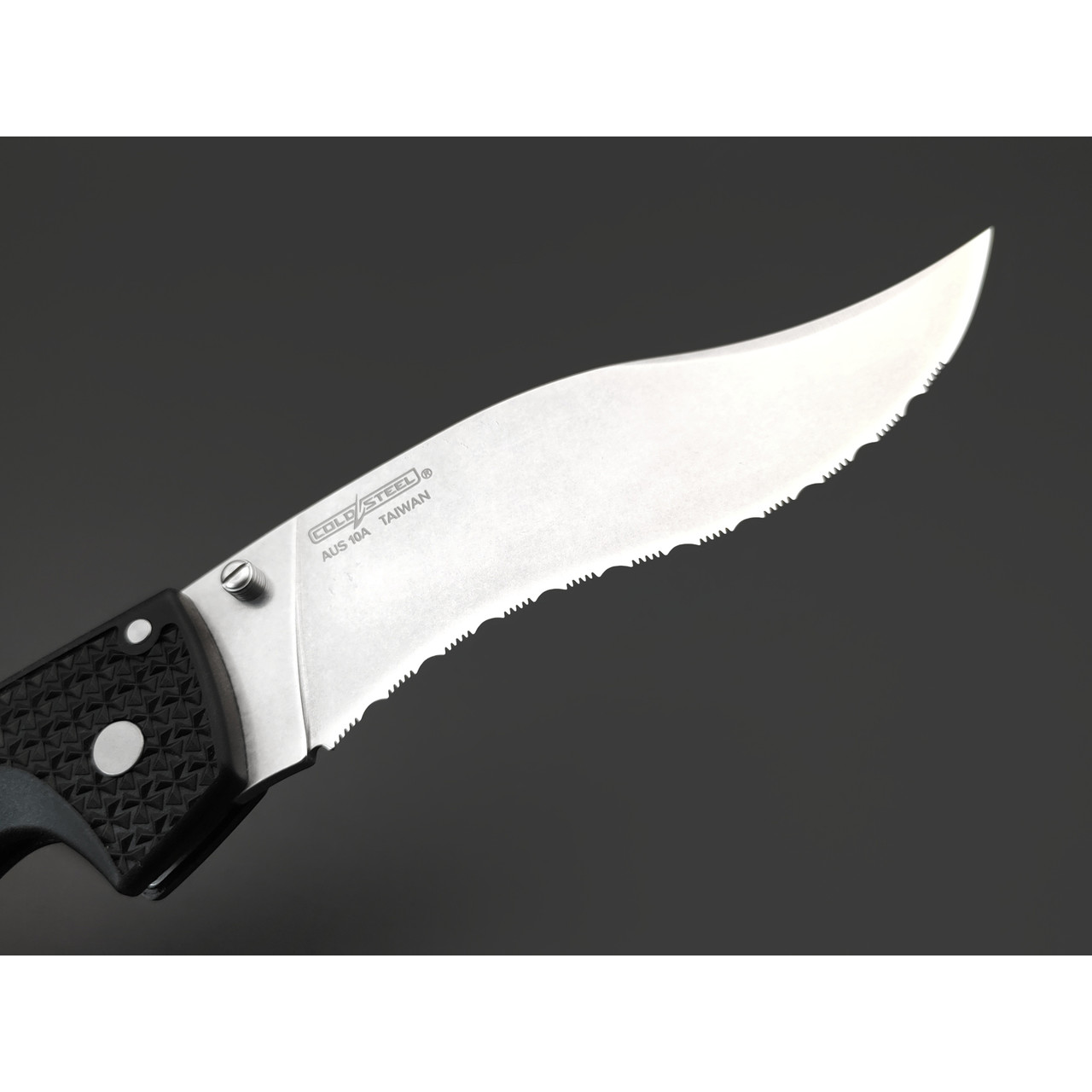 Нож Cold Steel 29AXVS XL Voyager Vaquero Serrated Edge сталь AUS10A рукоять Griv-Ex