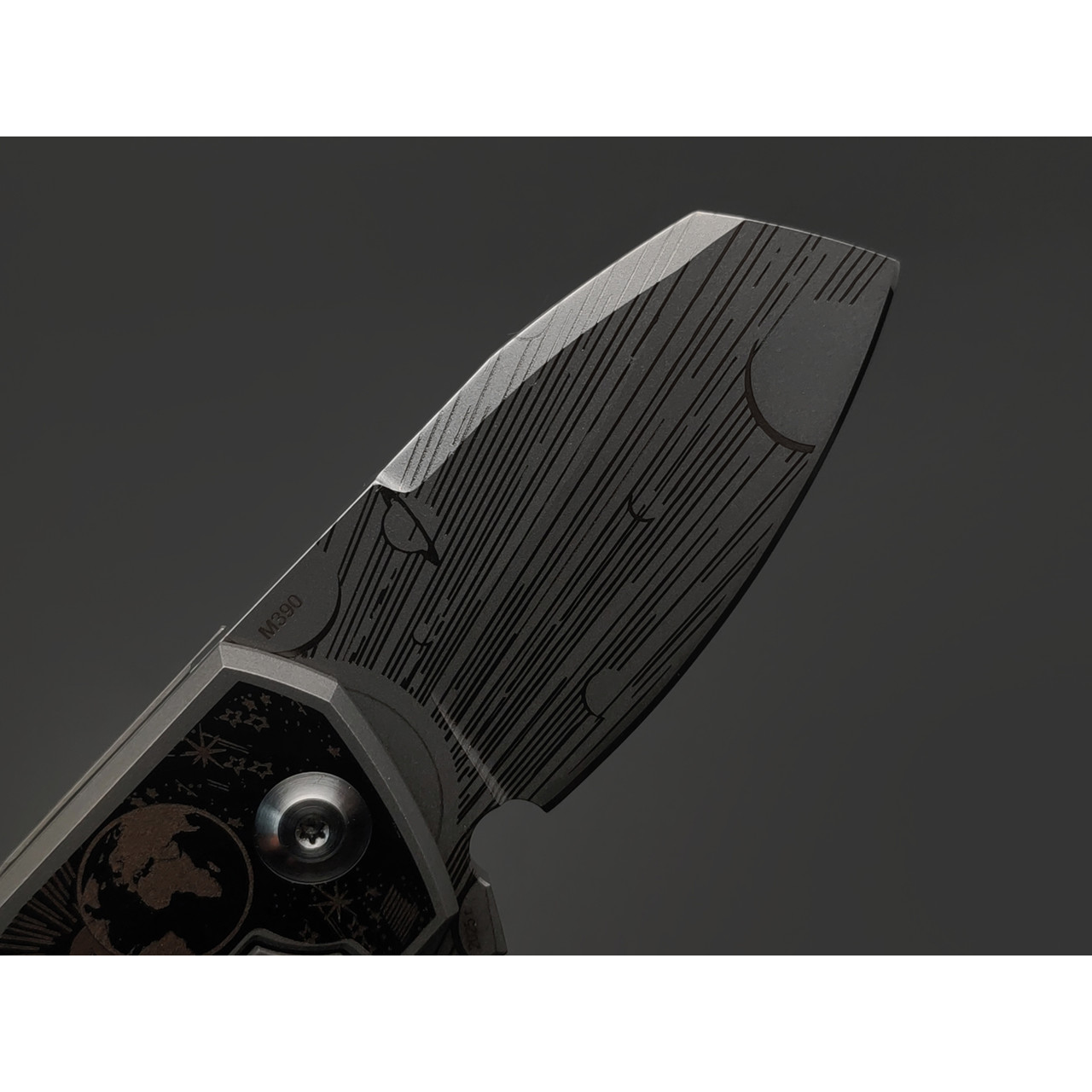 Ponomarev Forge Custom "Гагарин" нож Bulldog Мастерская Чебуркова сталь M390, рукоять Титан, лазерная гравировка