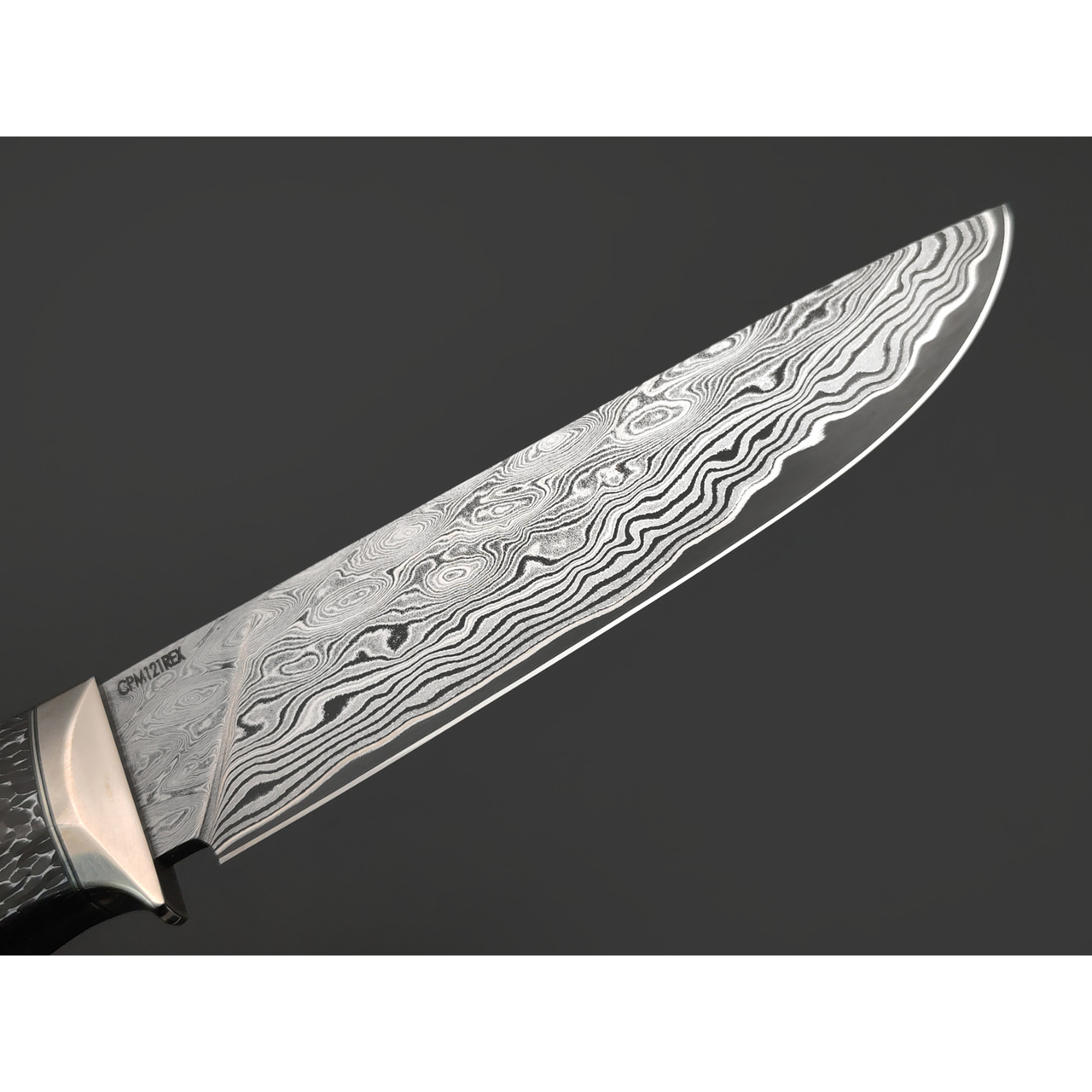 Кузница Васильева нож НЛВ179 ламинат CPM Rex 121, рукоять Элфорин, carbon fiber chaotic silver, мельхиор