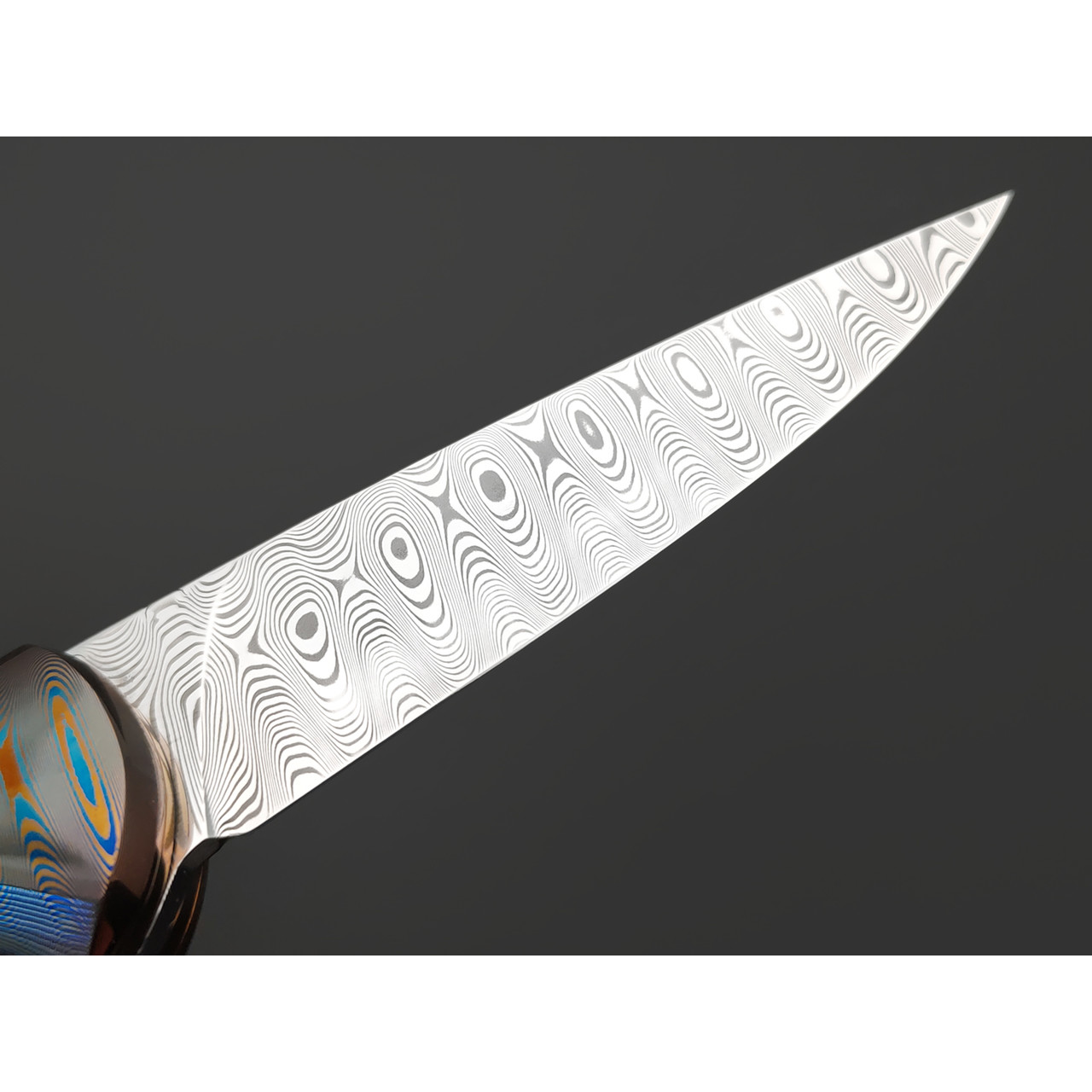Заур Мамишев нож складной М-03 сталь ДамаКС-Супер Elmax, рукоять Carbon fiber gold, дамаск Decorum, титан