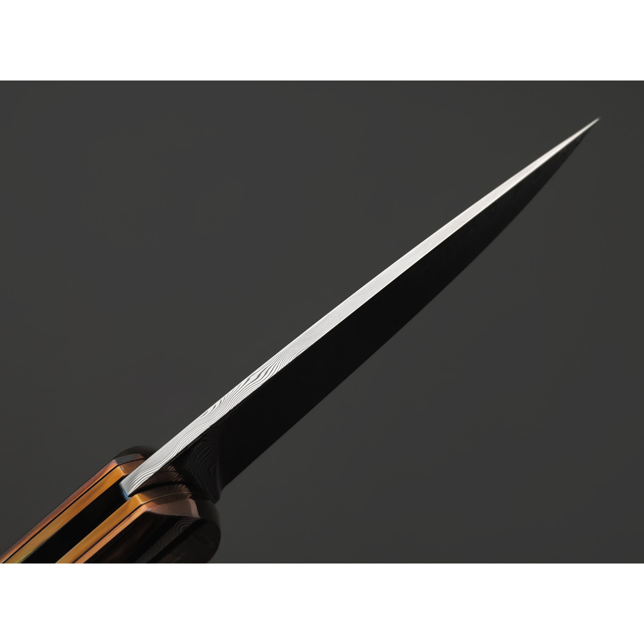 Заур Мамишев нож складной М-03 сталь ДамаКС-Супер Elmax, рукоять Carbon fiber gold, дамаск Decorum, титан