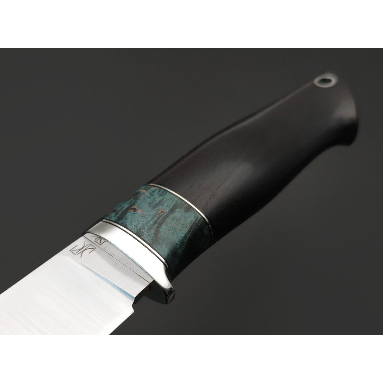 Кузница Ковчег нож Таёжный сталь VG-10 satin, рукоять Чёрный граб, стаб. карельская берёза зелёная, мельхиор
