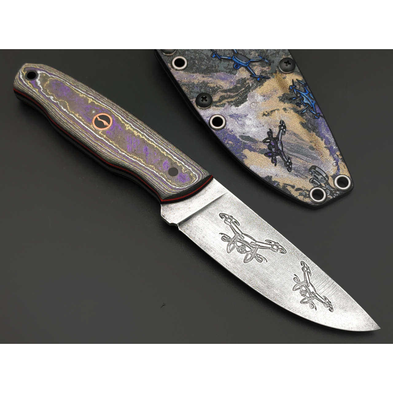 Волчий Век нож Mark-II Custom "Вас Заметили" сталь N690 WA худ. травление, рукоять Carbon fiber custom, G10 black & red.