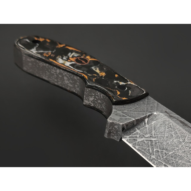Волчий Век нож Бхадж Custom Brutal Concept сталь CP72 Plus WA травление хаотик, рукоять Carbon fiber custom