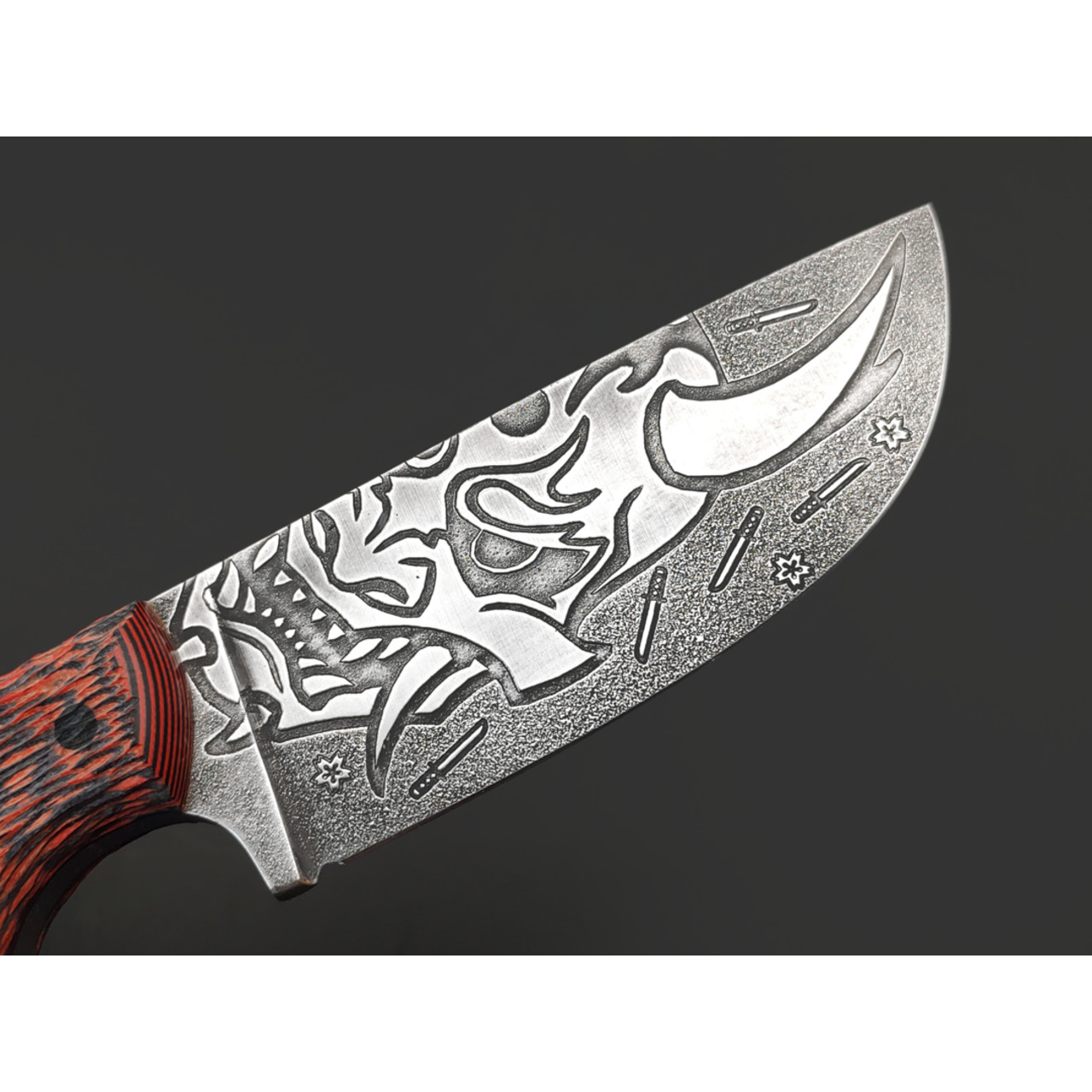Волчий Век нож Шихан Custom "Oni" сталь 95Х18 WA худ. травление, рукоять G10 black & red, пины карбон