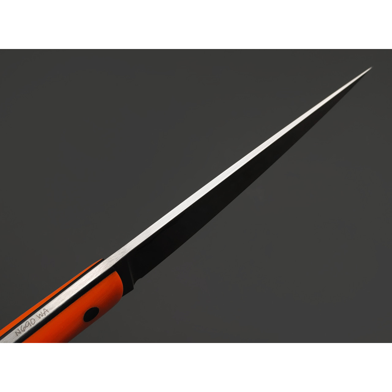 Волчий Век нож Сечень сталь N690 WA satin, рукоять G10 orange & black, пины карбон