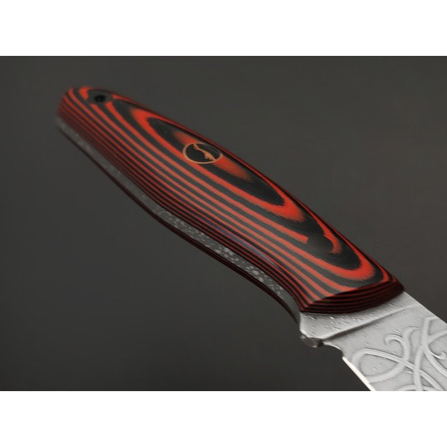 Волчий Век нож Слоник Custom сталь N690 WA худ. травление, рукоять G10  black & red, пины карбон