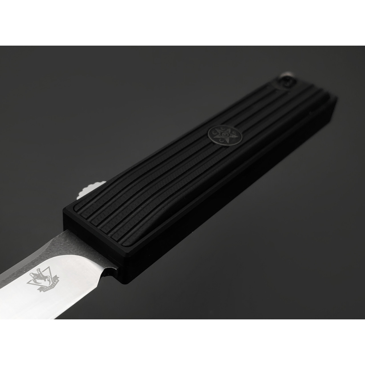 Steelclaw фронтальный нож ТТ-3 сталь D2 satin, рукоять Aluminum, G10