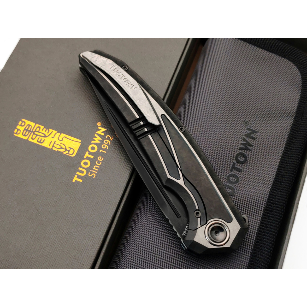 TuoTown складной нож Espada TEP-MKC-B сталь TMAX DLC, рукоять Crystal titanium black, carbon fiber chaotic gold