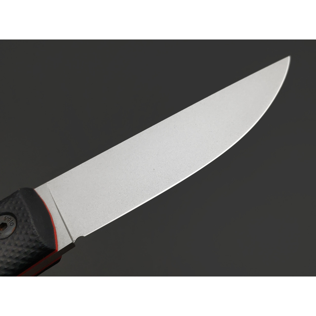 Град Горький нож Томми сталь Aus-10Co bead blast, рукоять G10 black & red