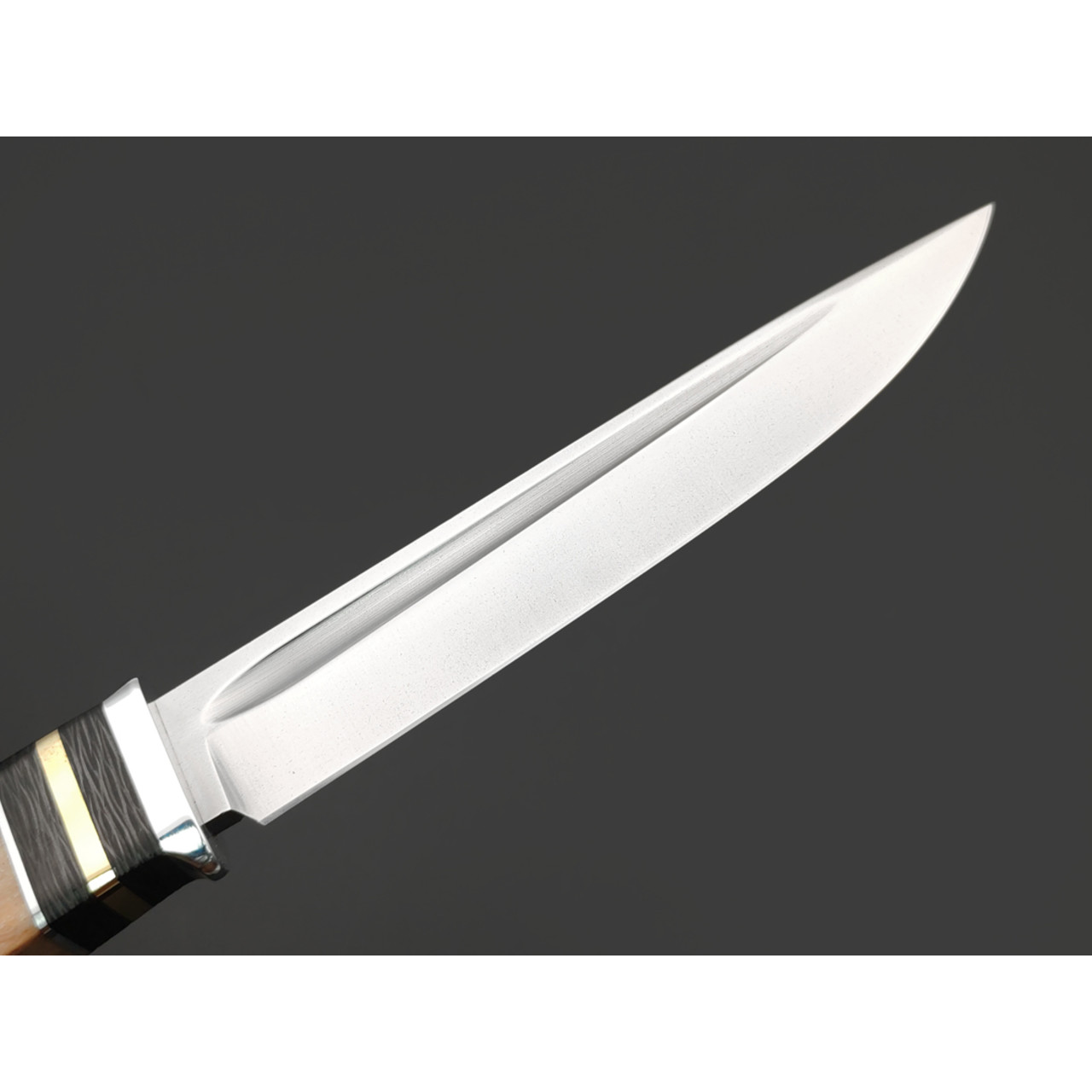 Град Горький нож Горьковская Финка сталь D2 satin, рукоять стаб. Карельская берёза, карбон, нейзильбер, латунь, ножны Kydex
