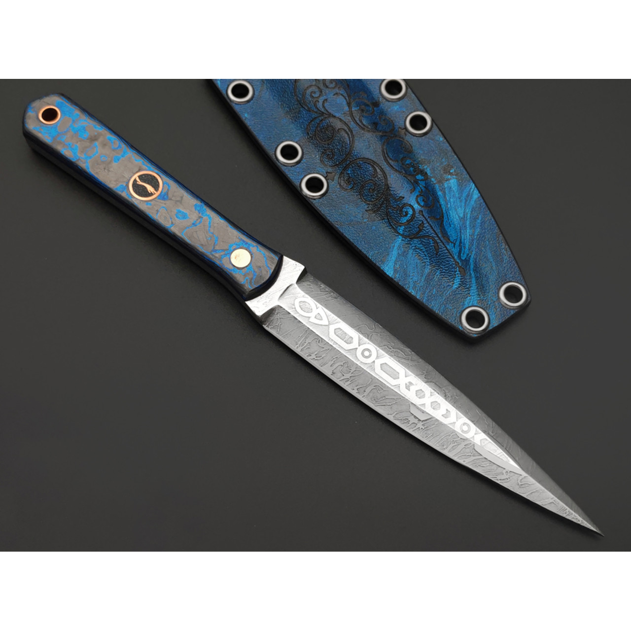 Волчий Век нож Кинжалоид Custom сталь 95Х18 WA худ. травление, рукоять Карбон blue, пины медь