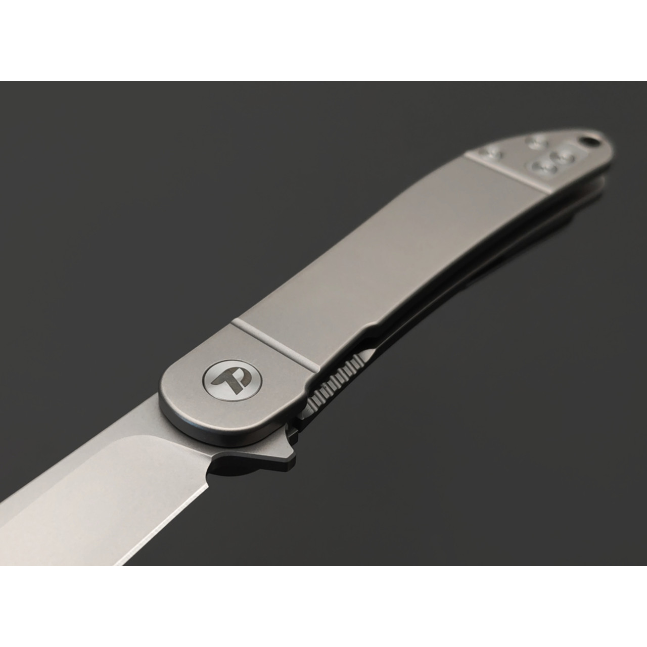 Dr.Tech складной нож Pikeblade D4366G сталь D2, рукоять Titanium TC4 gray