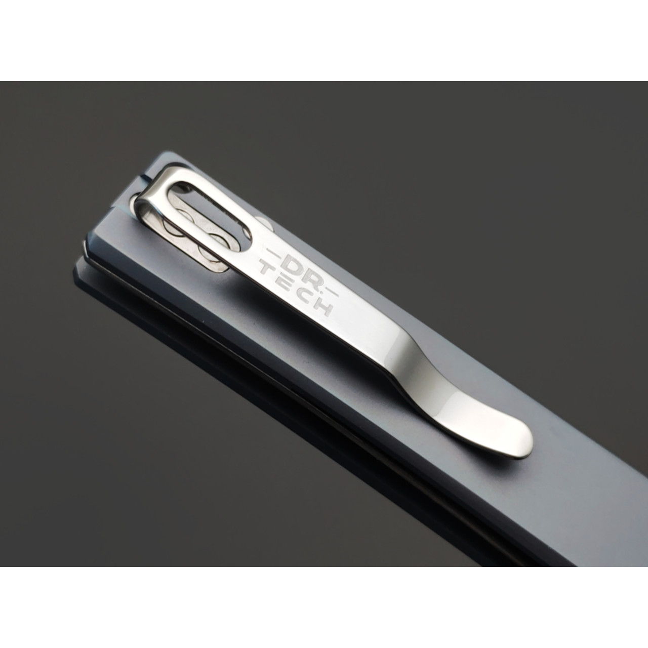 Dr.Tech складной нож Urban D4286BL сталь D2, рукоять Titanium TC4 blue