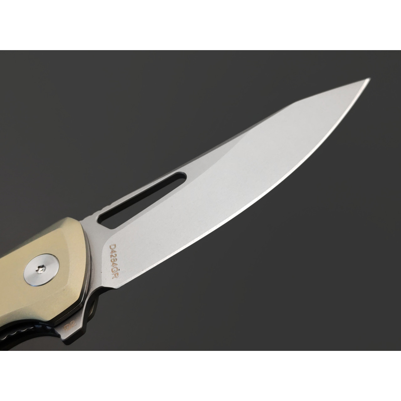 Dr.Tech складной нож Astra D4284GR сталь D2, рукоять Titanium TC4 green