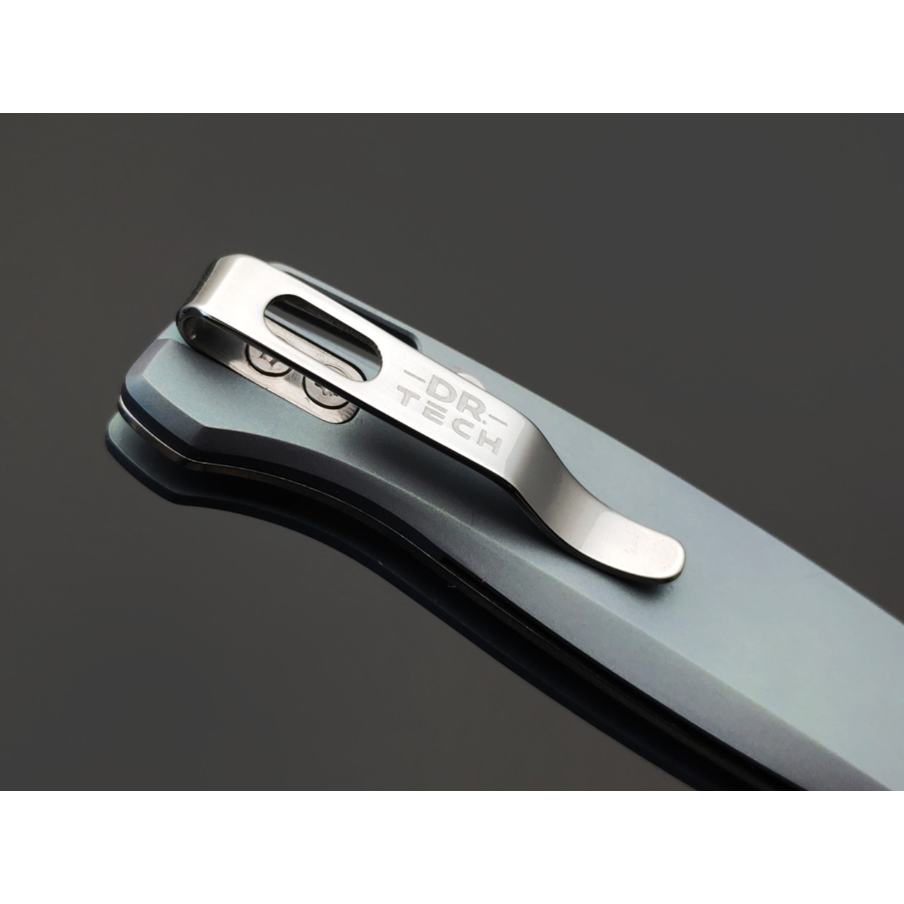 Dr.Tech складной нож Astra D4284G сталь D2, рукоять Titanium TC4 gray