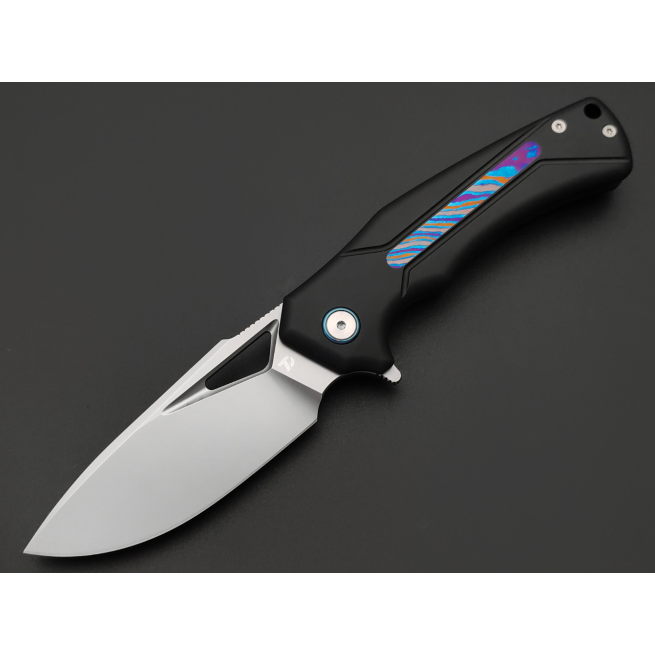 Dr.Tech складной нож Aventur D9042B сталь M390, рукоять Titanium TC4 black, zirconium alloy Damascus