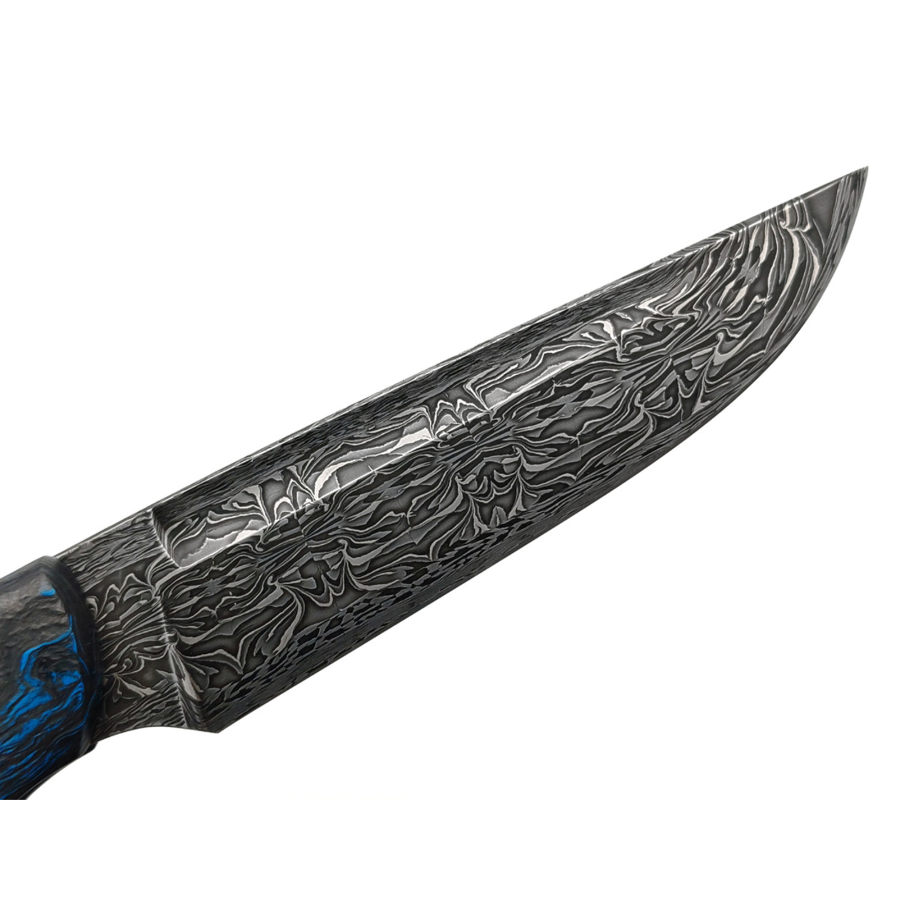 Влад Матвеев нож VM61 мозаичный дамаск, рукоять Carbon fiber chaotic blue, мозаичные пины