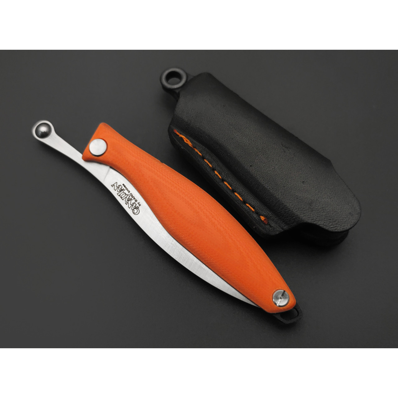 Saro складной фрикционный нож Канадец малый сталь Aus-10, рукоять G10 orange