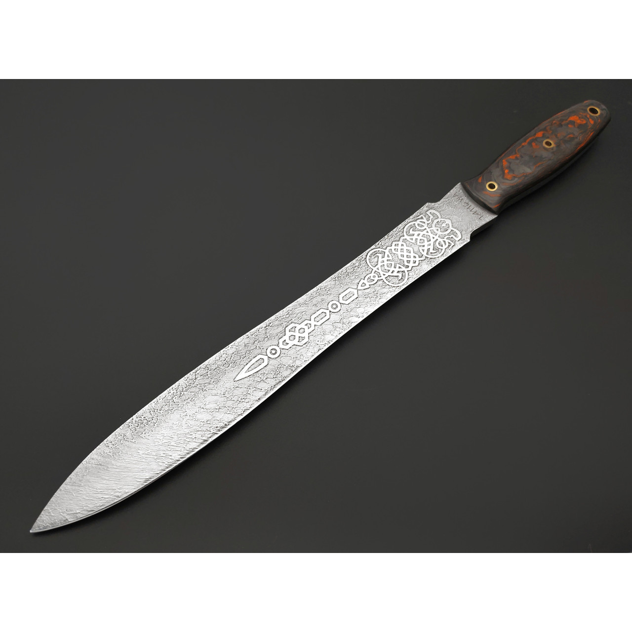 Волчий Век нож Кинжалоид Custom сталь 1.4116 WA худ. травление, рукоять Carbon fiber custom chaotic orange