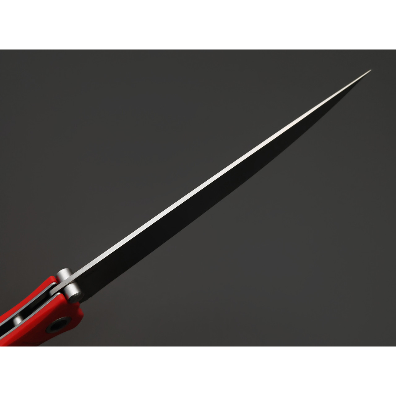 Reptilian складной филейный нож Лаврак сталь VG-10 satin, рукоять G10 red