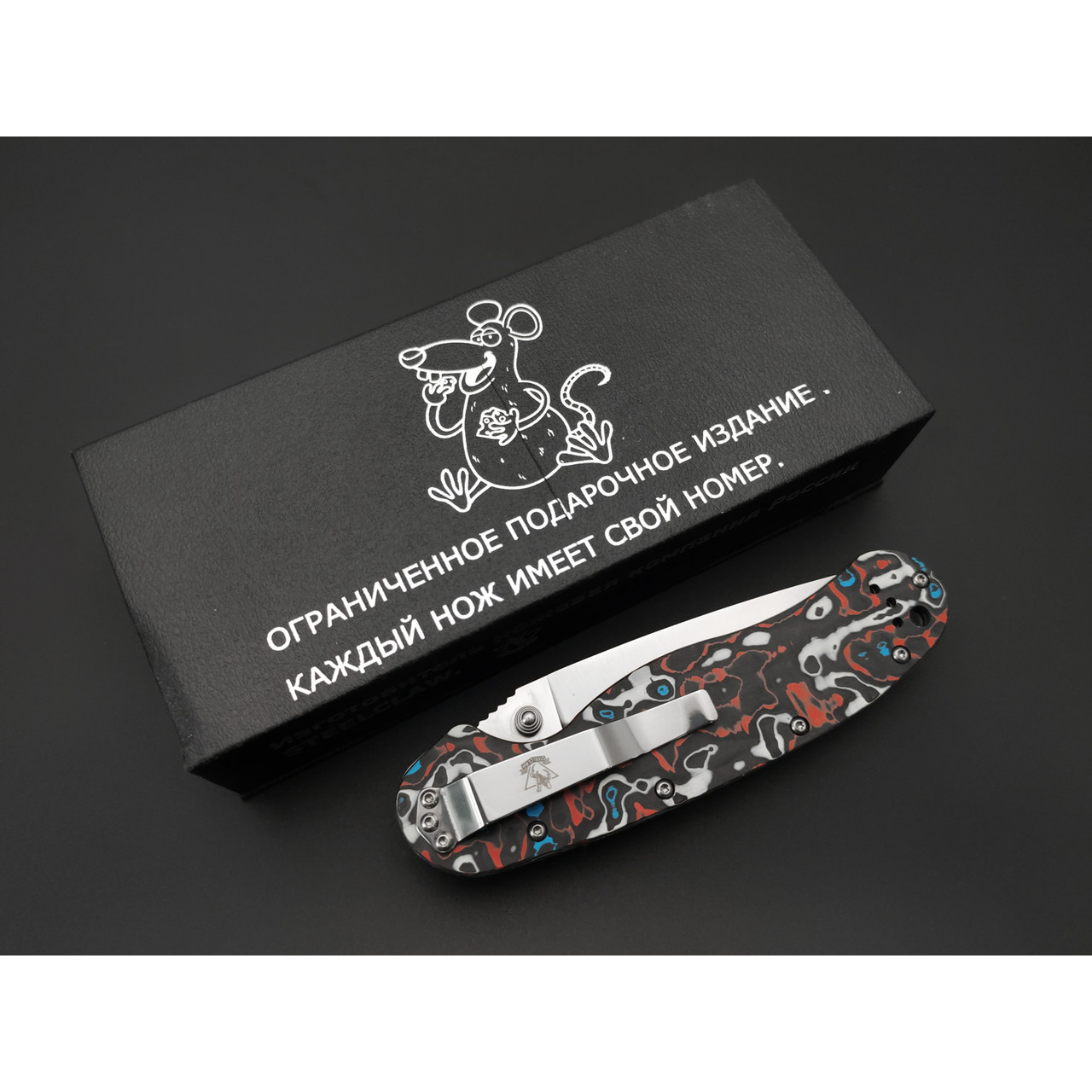 Steelclaw складной нож Крыса Limited сталь M390 satin, рукоять Carbon fiber chaotic red & blue