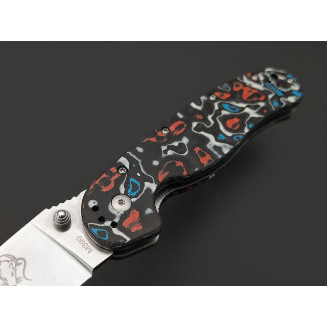 Steelclaw складной нож Крыса Limited сталь M390 satin, рукоять Carbon fiber chaotic red & blue